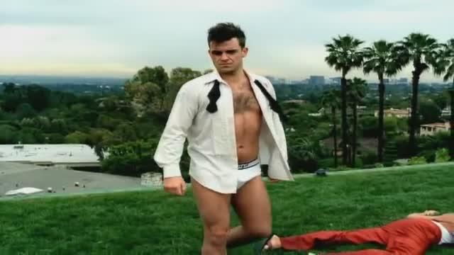 Robbie Williams - Come Undone