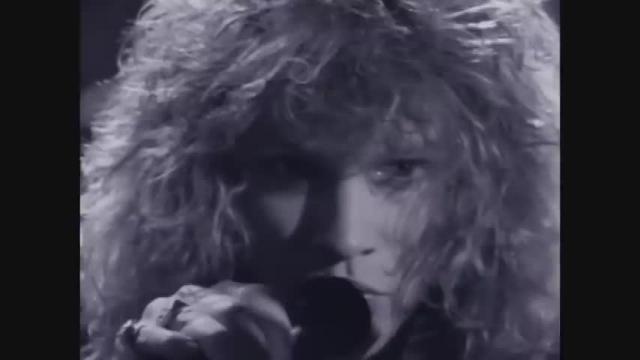 Bon Jovi - Livin On A Prayer