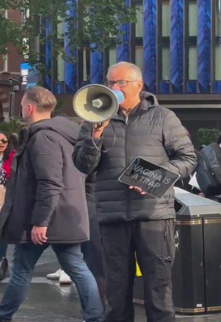  London street guy out here with a megaphone and a sign that says “VAGINA IS A TRAP”  Bro's yelling at everyone about the biological trap that leads to kids and syphilis like he’s dropping ancient wisdom 🤣