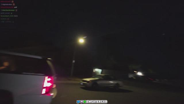 Sweatergxd knocks out his friend Chenzo in wild brawl