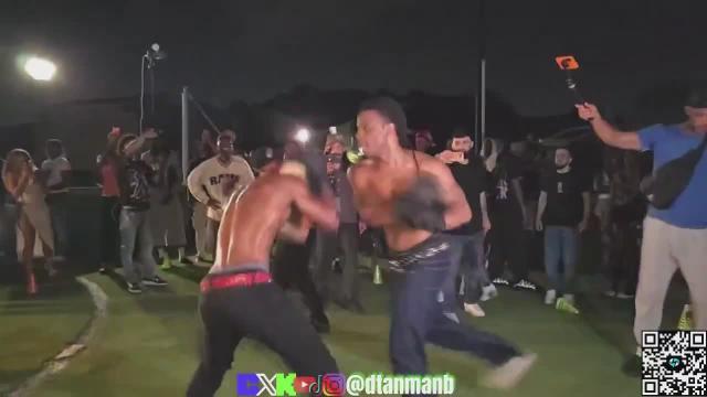  MikeSmallsjr hosted his own UFC fight night  🍿