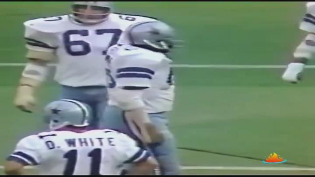 UFOs flew over an NFL Football Game in 1979! 🏈🛸