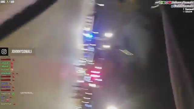 Streamer Johnny Somali attacked & arrested by Israeli Police for allegedly disrespecting an Israeli female officer. 😳 ‼️