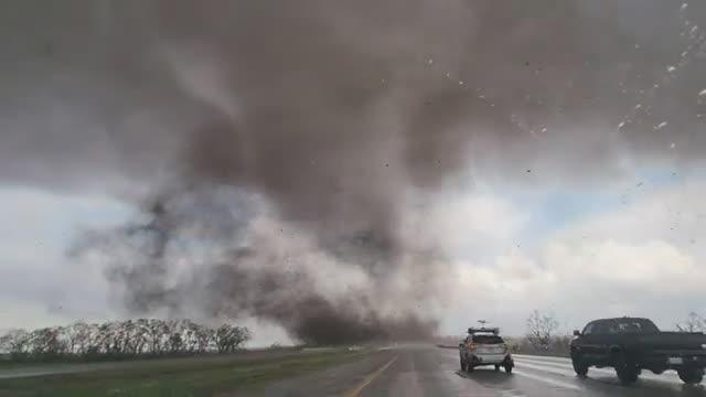 BEST Tornado Video Of All Time.. (Lincoln Nebraska) 