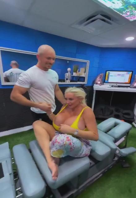 Lady visits her Chiropractor for bad back.  Nobody could figure out what was causing her back pain though.