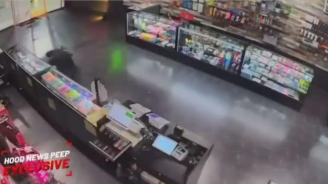  Crowbar Wielding Thief Tried The Wrong Store Owner - Shoot first and ask questions later.