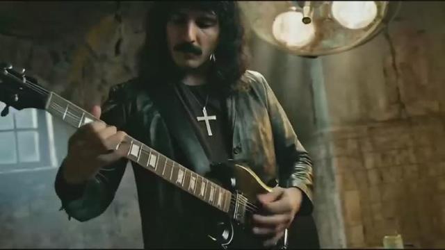 Black Sabbath - Paranoid (Music Video / Ozzy vs Dio Visual Reimagining) 