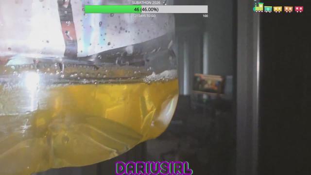 Kick Streamer DariusIRL drinks his own piss for kick subs