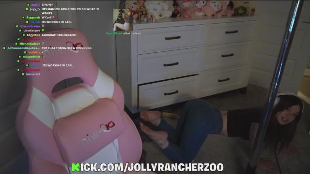 Carldo teaches JollyRancherZoo how to gain subs and viewers