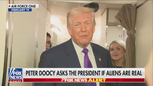  BREAKING: Trump releases UFO, alien life files 