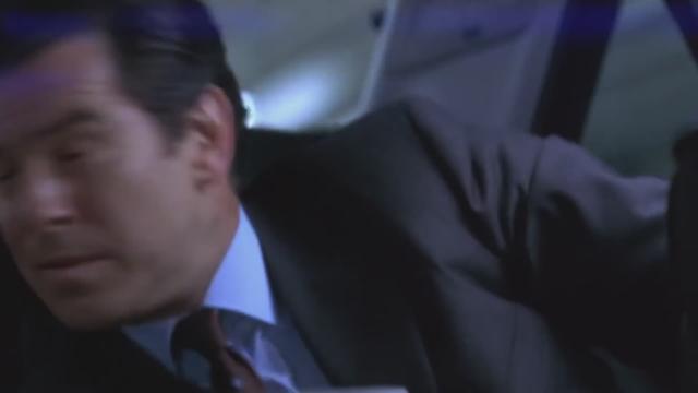 TOMORROW NEVER DIES Car Chase!!