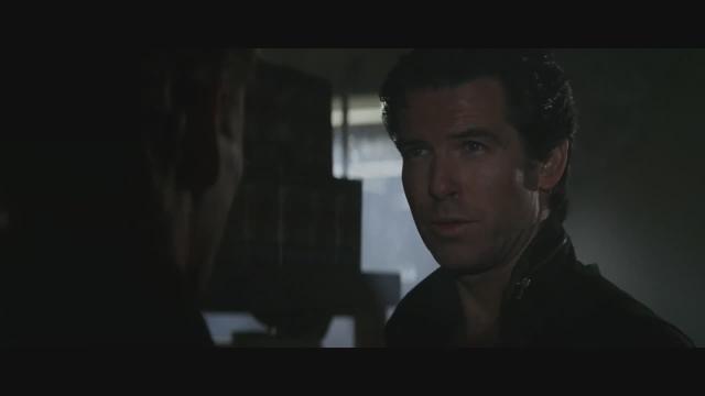 Bond - Golden EYE INTRO!
