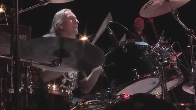 Caravan (4 Drummers)