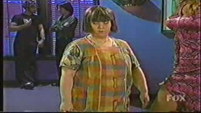 Mad TV - Miss Swan dancing queen